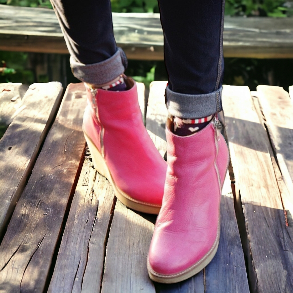 Sacha Wedge Ankle Heel Size 8